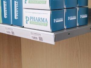 Réglette plate aimantée blanche pour étagère métal