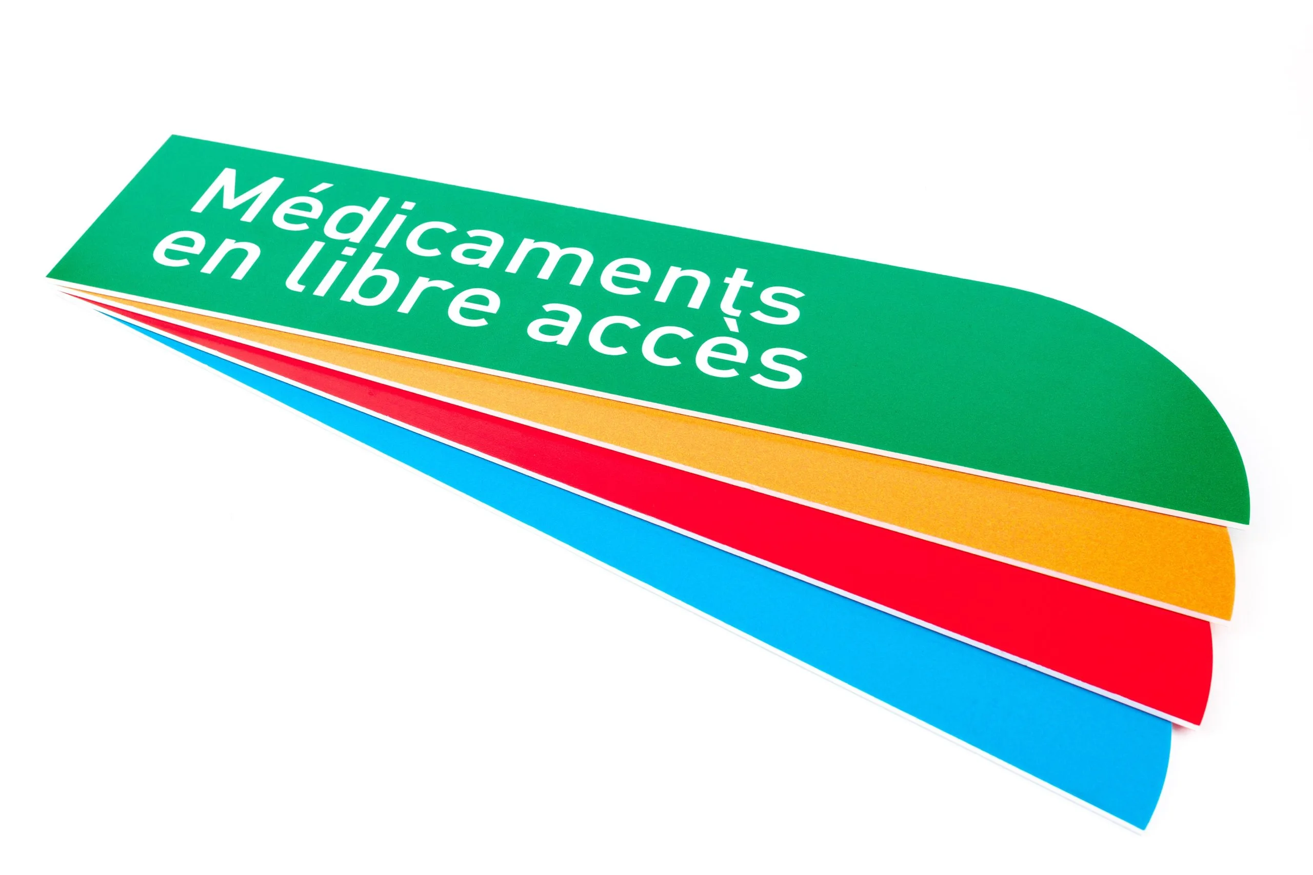 Lot de 4 kakémonos Médicaments en libre accès / nouveau / promotion / notre conseil